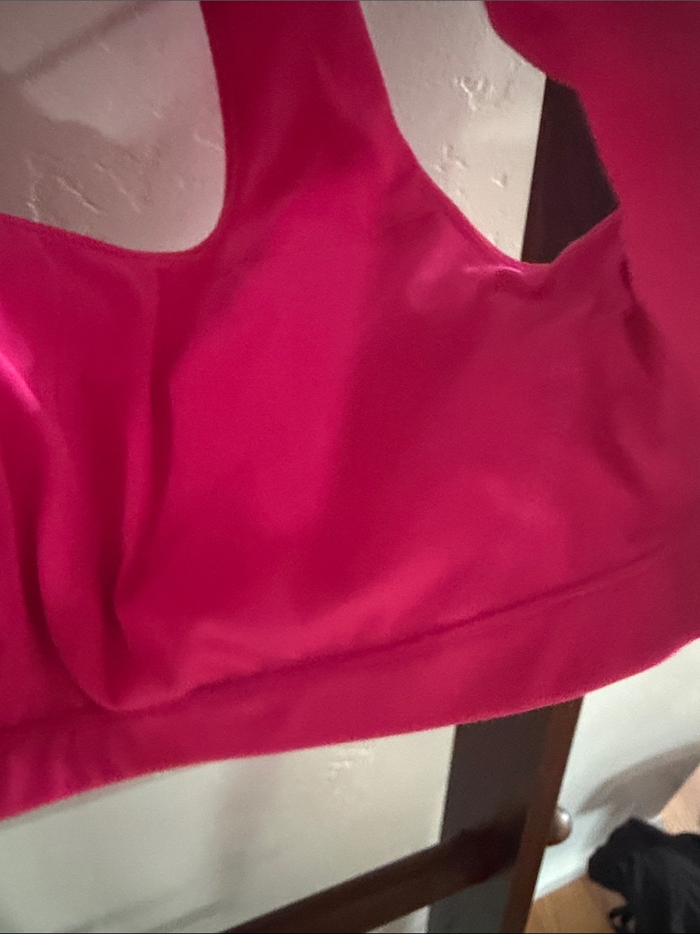 One-Shoulder Sports Bra - Hot Pink - Picture 4 of 5